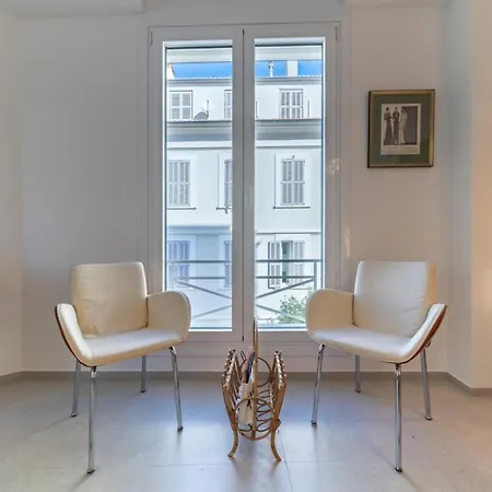 Very 3 Bedrooms In The Heart Of Downtown 戛纳
